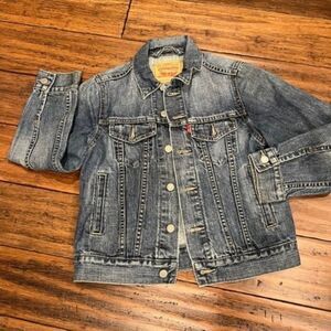 Levi's Ladies Trucker Denim‎ Jacket Size Small